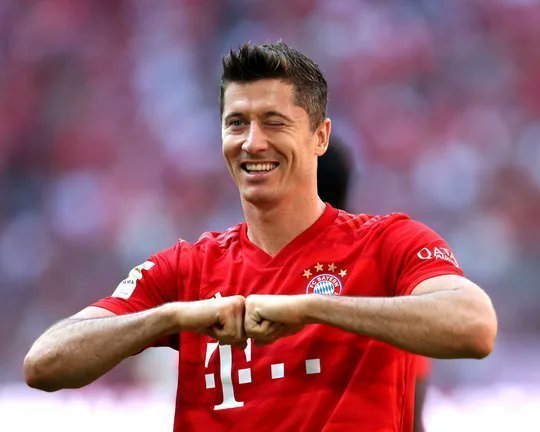 Mbio za Kiatu cha Dhahabu kwa Lewandowski!