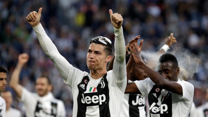 Mashabiki Kurejesha Radha ya Mchezo Julai