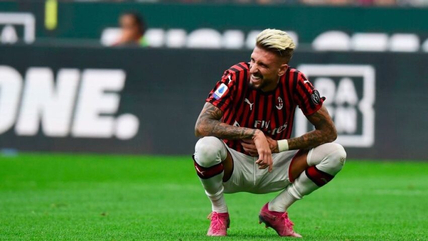 Usilete Mchezo na Bastola - Samu Castillejo
