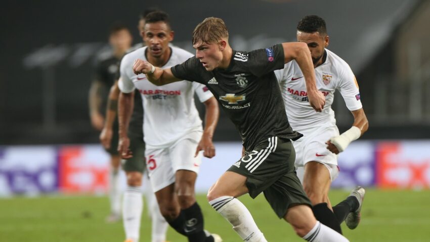 Sevilla Yainyamazisha Manchester United.