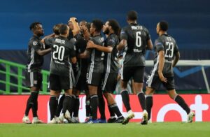 Lyon Wawaacha Hoi City, Watinga nusu Fainali UEFA.