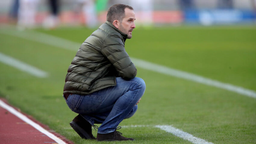 Schalke 04 Yawinda Kocha Mpya, Baum Apigiwa Upatu.