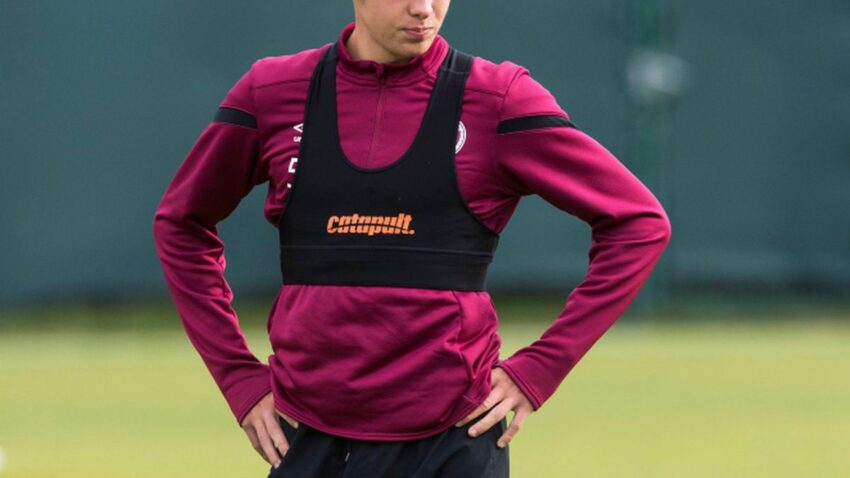 Aaron Hickey Rasmi Bologna