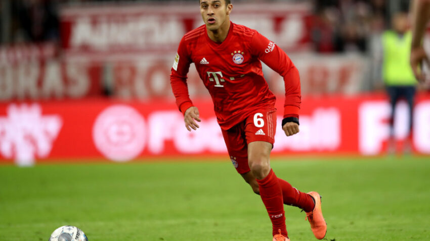 Liverpool Kumsajili Alcantara