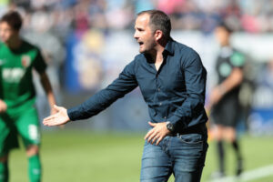 Schalke 04 Yawinda Kocha Mpya, Baum Apigiwa Upatu.