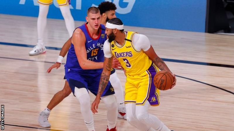 NBA: Lakers Waiburuza Nuggets