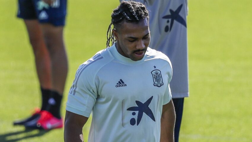 Adama Traore Aondolewa Kwenye Kikosi cha Spain.