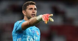 Martinez Kutua Aston Villa Kwa Dau la £16m.