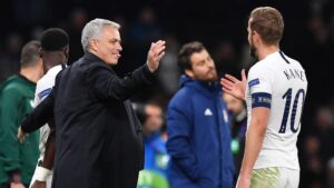Mourinho - Nahitaji Mshambuliaji wa Kupambana na Kane.