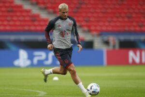 Cuisance Afeli Vipimo vya Afya Kujiunga na Leeds.