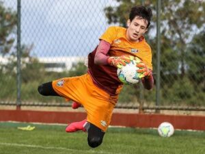 Kind Pitaluga,17 Atua Liverpool Akitokea Fluminense.