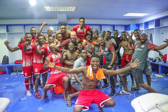 Simba Yaichapa FC Platinum, Yafuzu Makundi