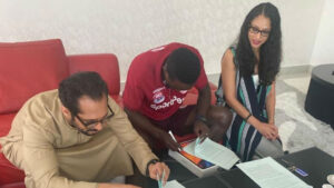 Done Deal: Chama Aongeza Mkataba na Simba.