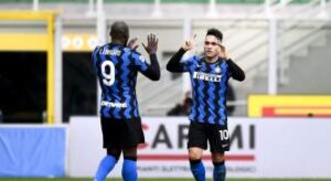 Lautaro Apiga Perfect Hat-Trick Dhidi ya Crotone.