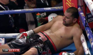 Molina Amatabiria Joshua Ushindi wa KO vs Fury.