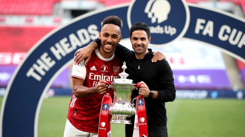 Bado Ninaimani na Aubameyang - Arteta