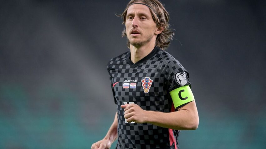 Modric Aweka Rekodi Croatia.