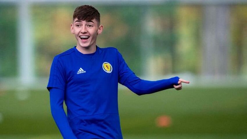 Gilmour Hatimaye Aitwa Katika Timu ya Scotland