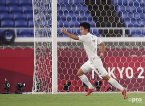 Mashabiki Wamtaka Kubo katika Kikosi cha Madrid