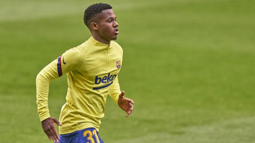 Ansu Fati Ajiunga na Wachezaji Wenzake Kwenye Mazoezi