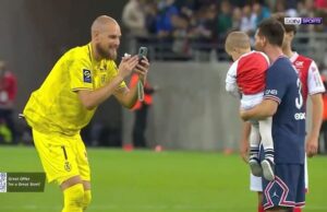 Golikipa wa Reims Amuomba Messi Picha na Mtoto Wake