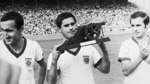Gerd Muller Afaraki Akiwa na Umri wa Miaka 75