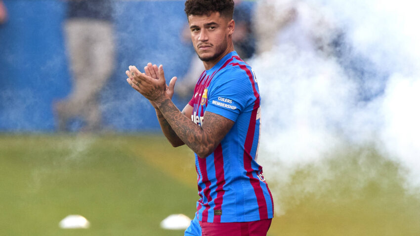 Barcelona Wanamsaida Countinho Kupata Klabu!