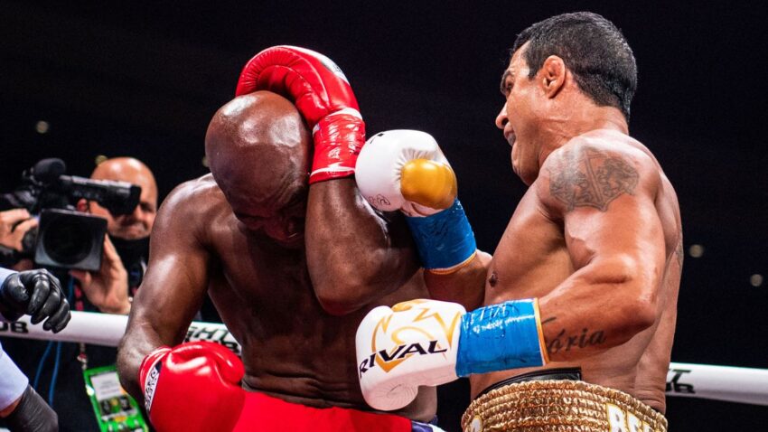 Vitor Belfort Amkalisha Evandar Holyfield Raundi ya 1.