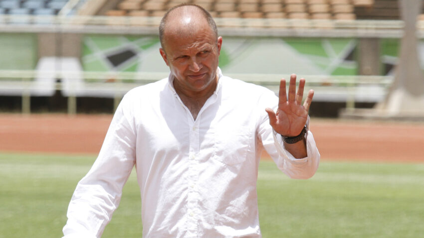 Logarusic Atajwa Kuchukua Mikoba ya Gomes Simba SC.