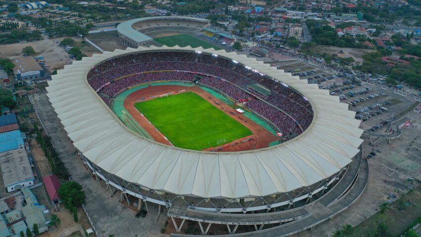 CAF : Simba, Azam, Biashara Waruhusiwa Mashabiki.