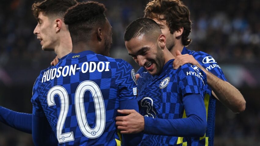 Xavi Anawataka Watatu wa Chelsea