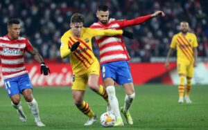 Maamuzi Mabovu ya Xavi Mchezo Dhidi ya Granada