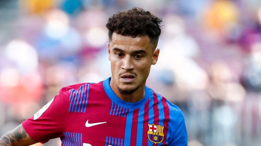 Coutinho Atua Villa Park.