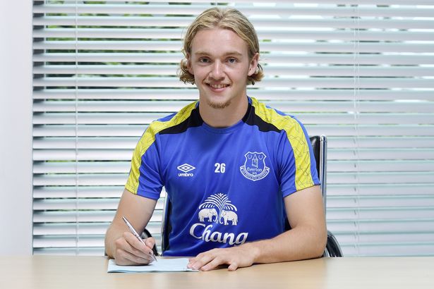 Tom Davies: Sitacheza Tena Msimu Huu