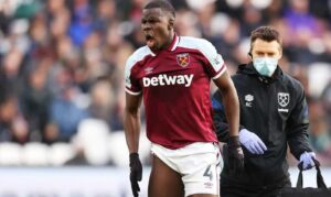 Zouma Aomba Radhi kwa Tukio la Kumpiga Paka Wake