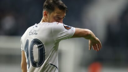 Mesut Ozil Atemwa Fenerbahce.