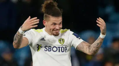 Man United Wanamtaka Phillips Old Traford.