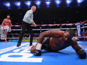 Whyte Anataka Mechi ya Marudiano na Fury