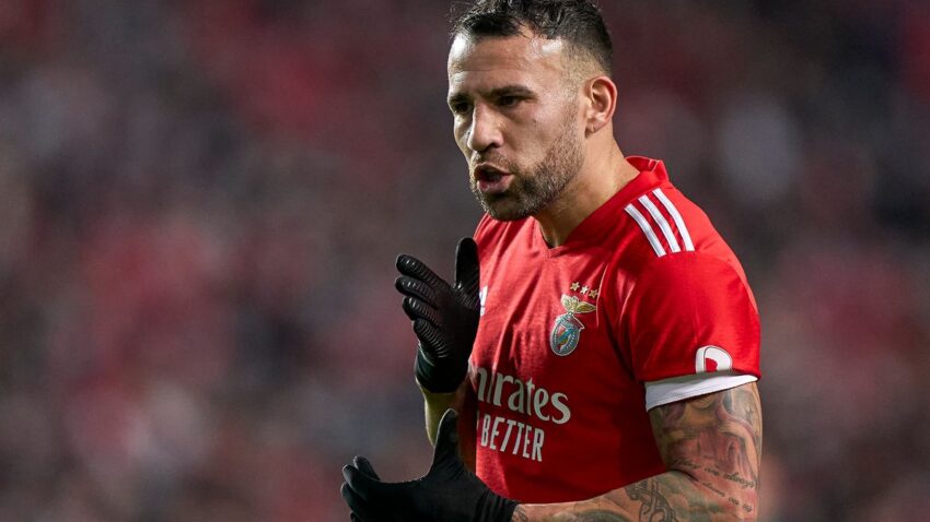 Sergio Aguero Amuonya Nicolas Otamendi