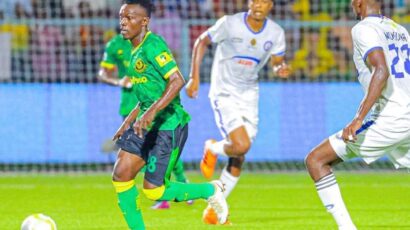 Yanga Kumenyana na Azam FC