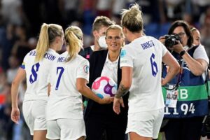 Sarina Wiegman: "Kushinda Haichoshi"