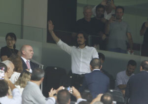 Mambo 5 Usiyoyajua Kuhusu Edinson Cavani.