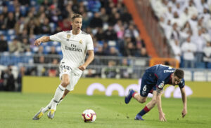 Ni Wachezaji Waliowahi Kucheza Real Madrid na Atletico.