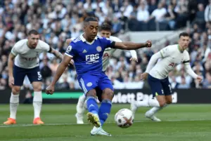 Tielemans Hajutii Kusalia Leicester City