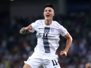 Benjamin Sesko Anahusishwa Kusajiliwa Man Utd