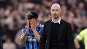 Tyrell Malacia:Martinez Sio Muongeaji Akiwa Nje ya Uwanja