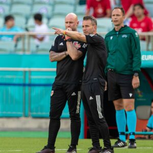 Wales Yampa Mkataba Mpya Rob