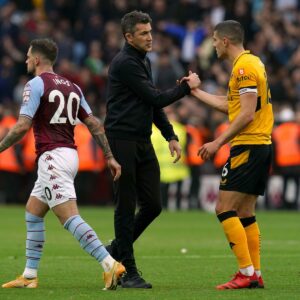 Kocha wa Wolves Lage Hatarini Kufukuzwa