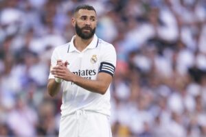 Ancelotti Akataa Kumkosoa Benzema