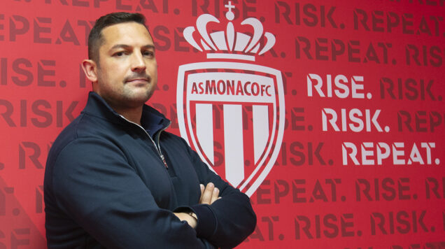 Chelsea ya Mteua Stewart Kusimamia Mtindo wa Vilabu Vingi